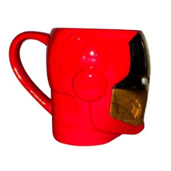 Marvel Iron Man 3D Helmet Mug 12 Oz Red & Gold Ceramic Cup Collectible - Picture 2 of 6